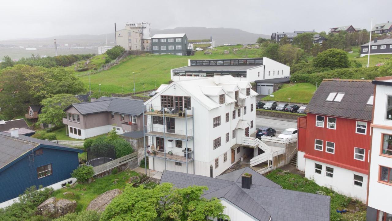 Penthouse / 4 Bedroom / Downtown / Harbour View Torshavn Exterior photo