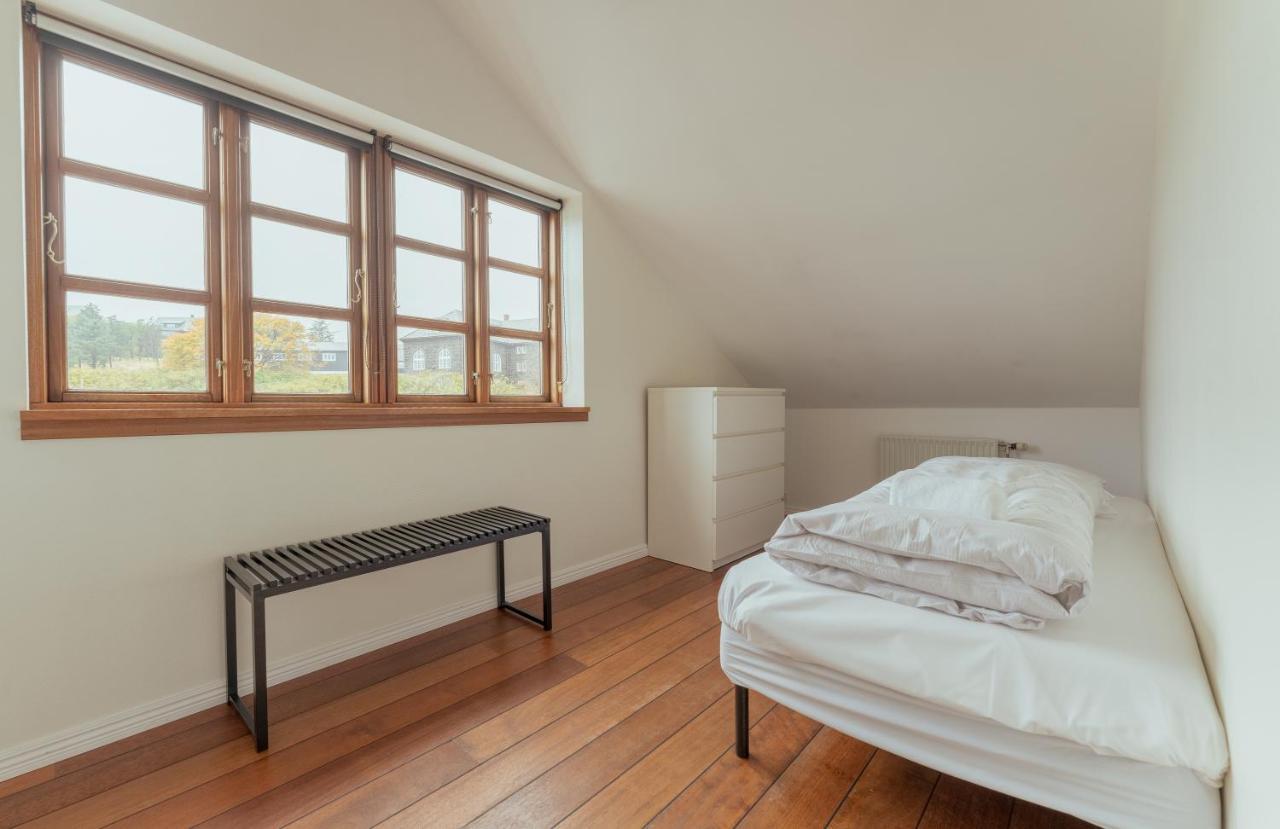 Penthouse / 4 Bedroom / Downtown / Harbour View Torshavn Exterior photo